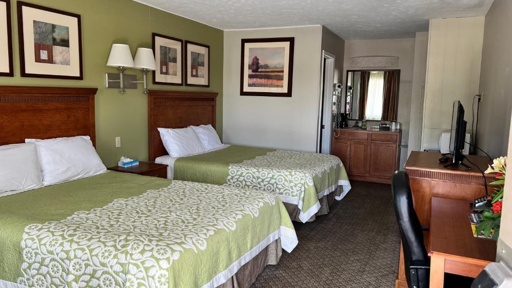 Capri Motel